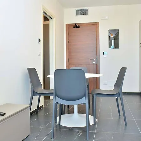 Charming With Sea-view Terrace Apartment Bibione